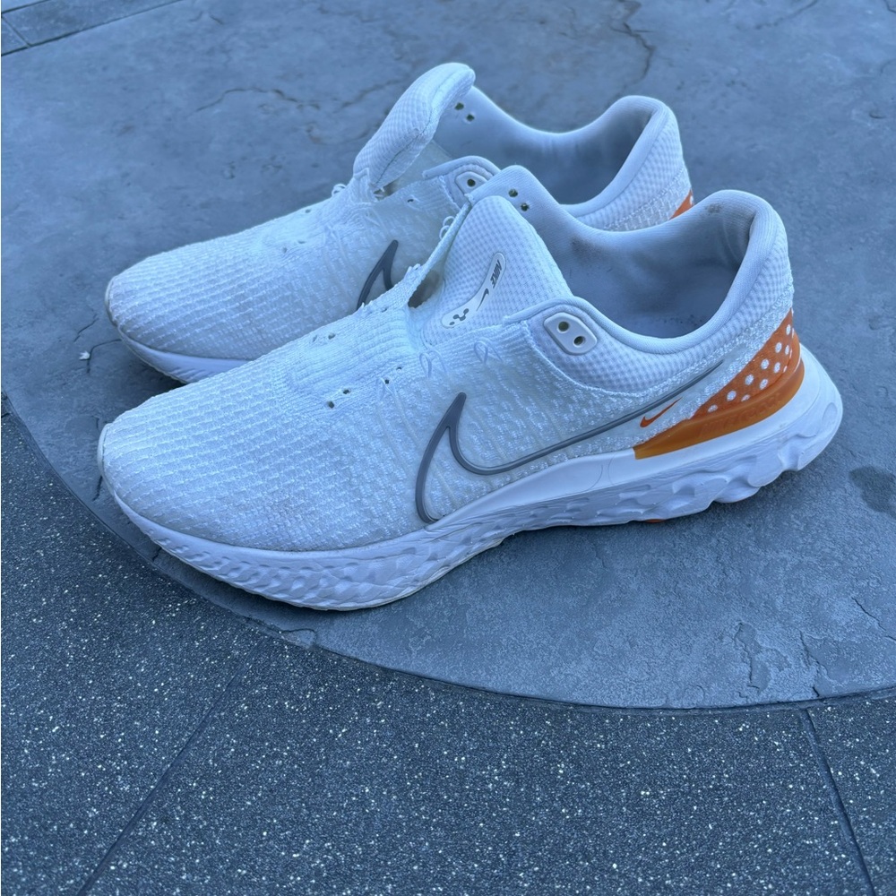 Nike White and Orange Men's Athletic Shoes